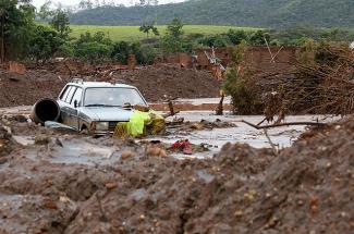 Abandoned car Brazil disaster