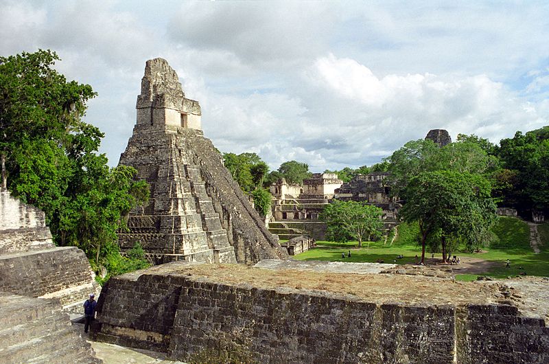 800px-Tikal_Giaguaro