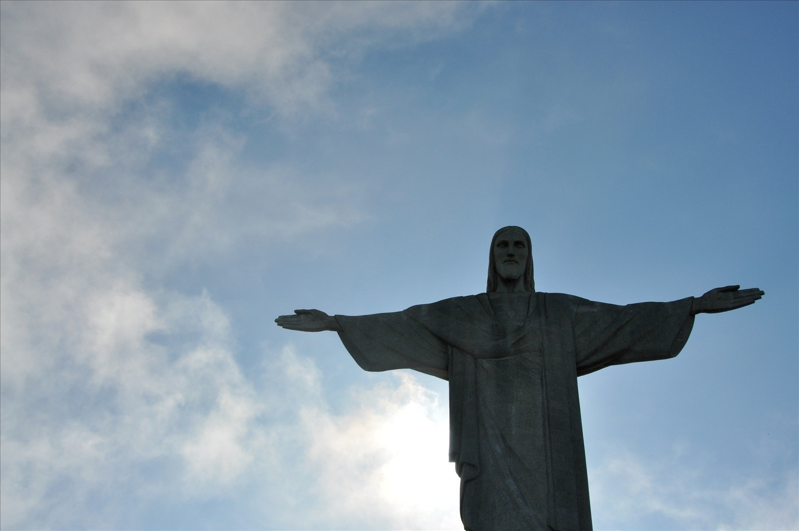 Mike_Vondran_at_Christ_the_Redeemer_Corcovado_Rio_de_Janeiro_Brazil_December_30_2008_