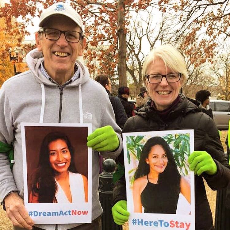 gerry_lee_and_susan_gunn_at_the_rally_for_the_dream_act_at_the_u