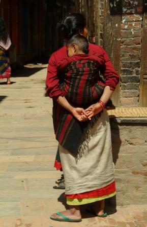 nepali_woman_and_baby